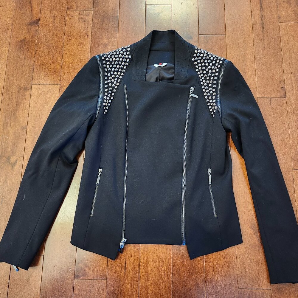 Marisa Minicucci women's black jacket in size 10